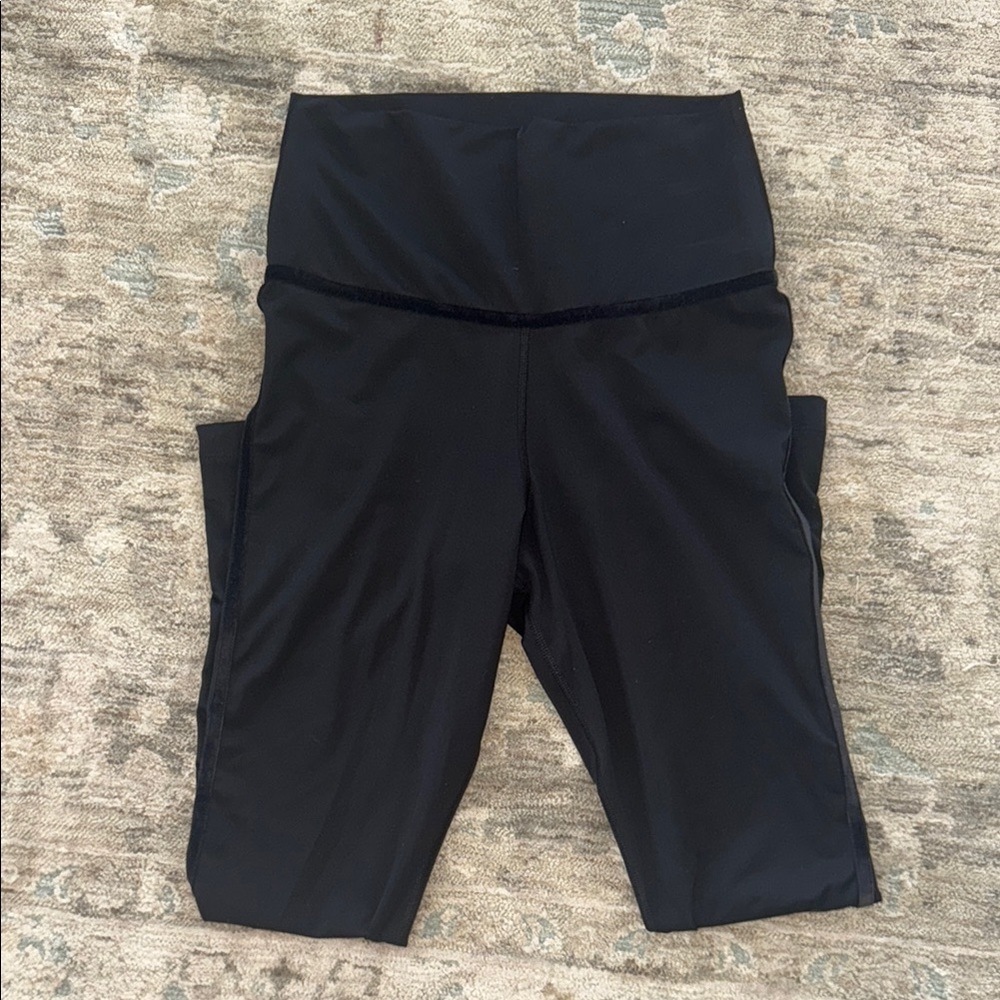NIKE DRI-FIT black capri leggings